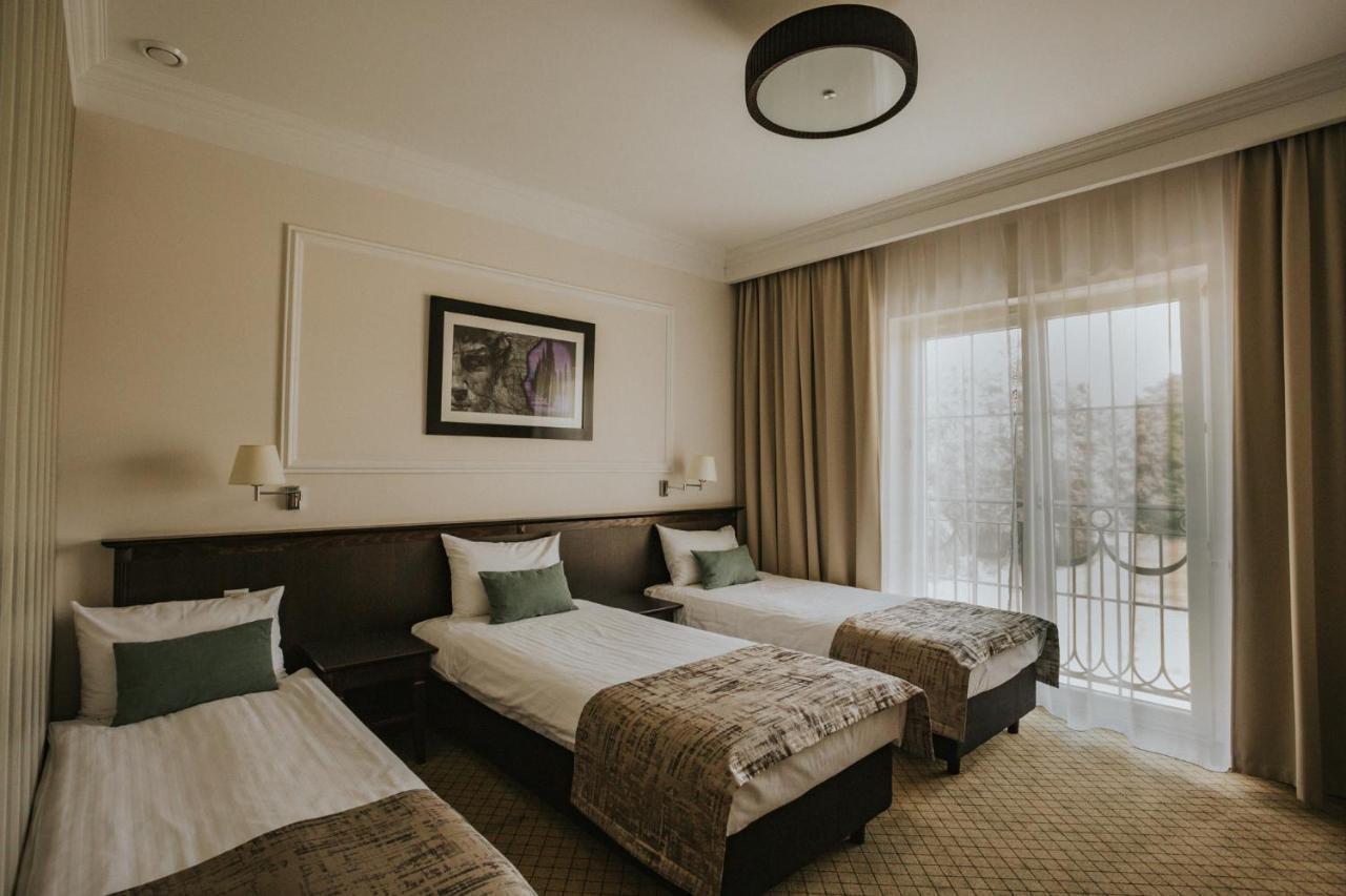 Hotel Toscania Wloszakowice Ngoại thất bức ảnh