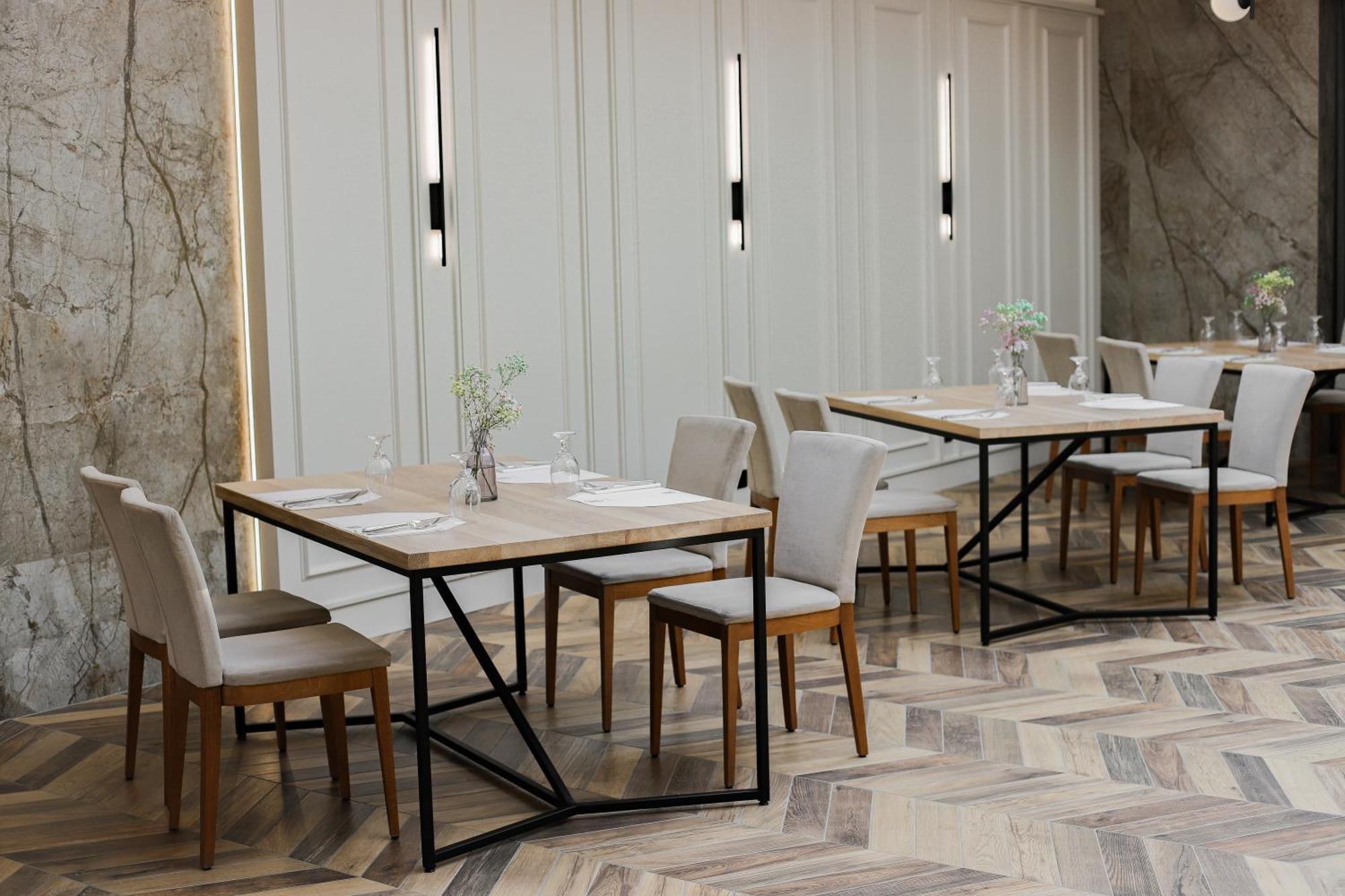 Hotel Toscania Wloszakowice Ngoại thất bức ảnh
