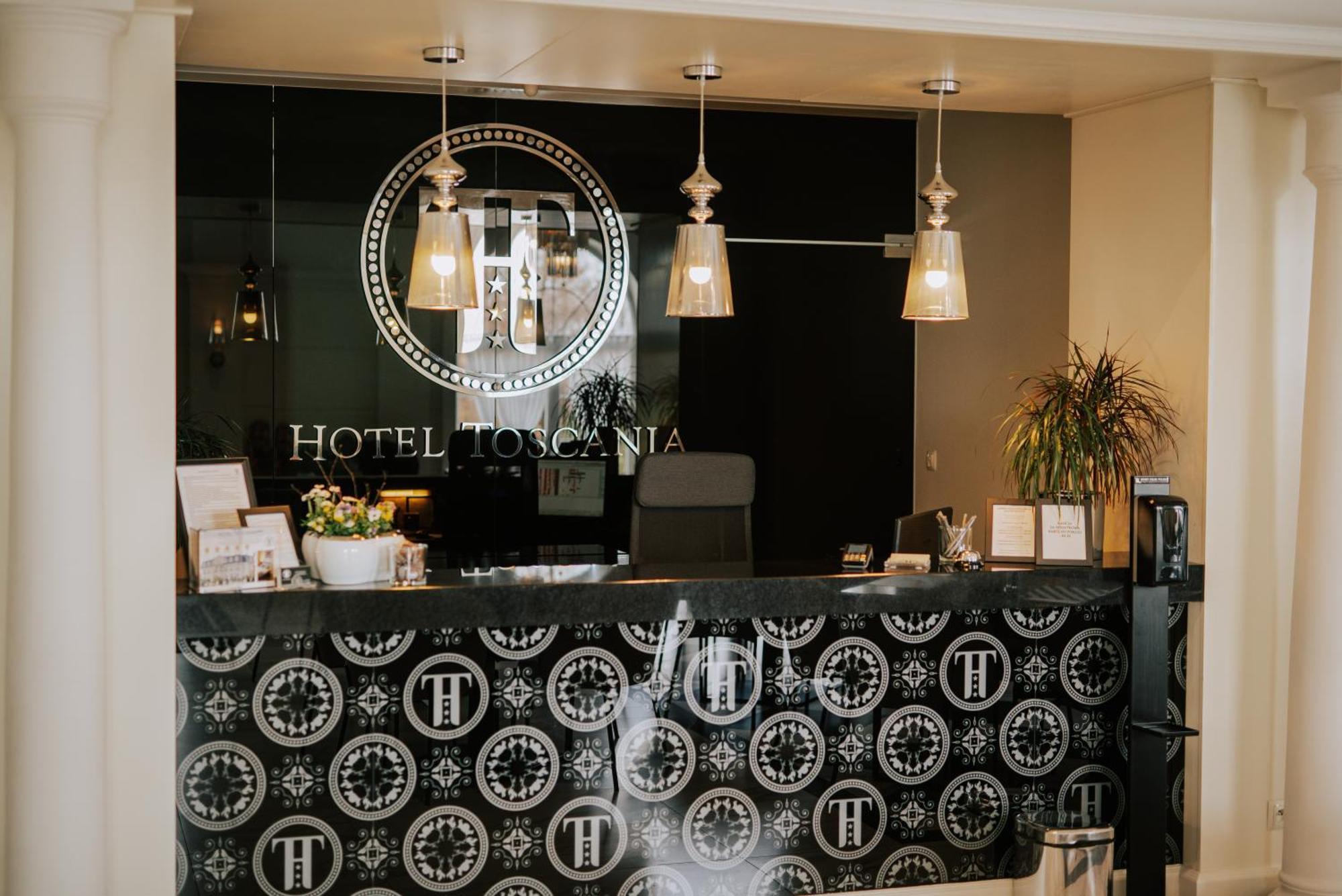 Hotel Toscania Wloszakowice Ngoại thất bức ảnh